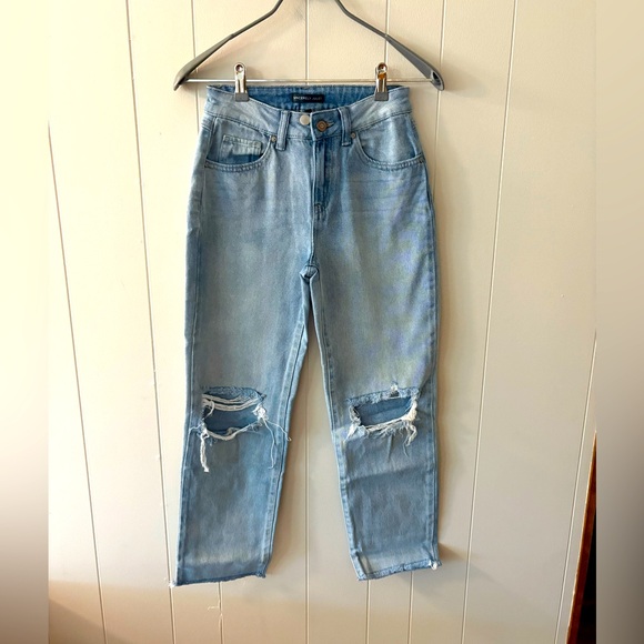 Sincerly Jules Denim - Sincerely Jules Blue Ankle Cropped Jeans with Distressed Details Size 0